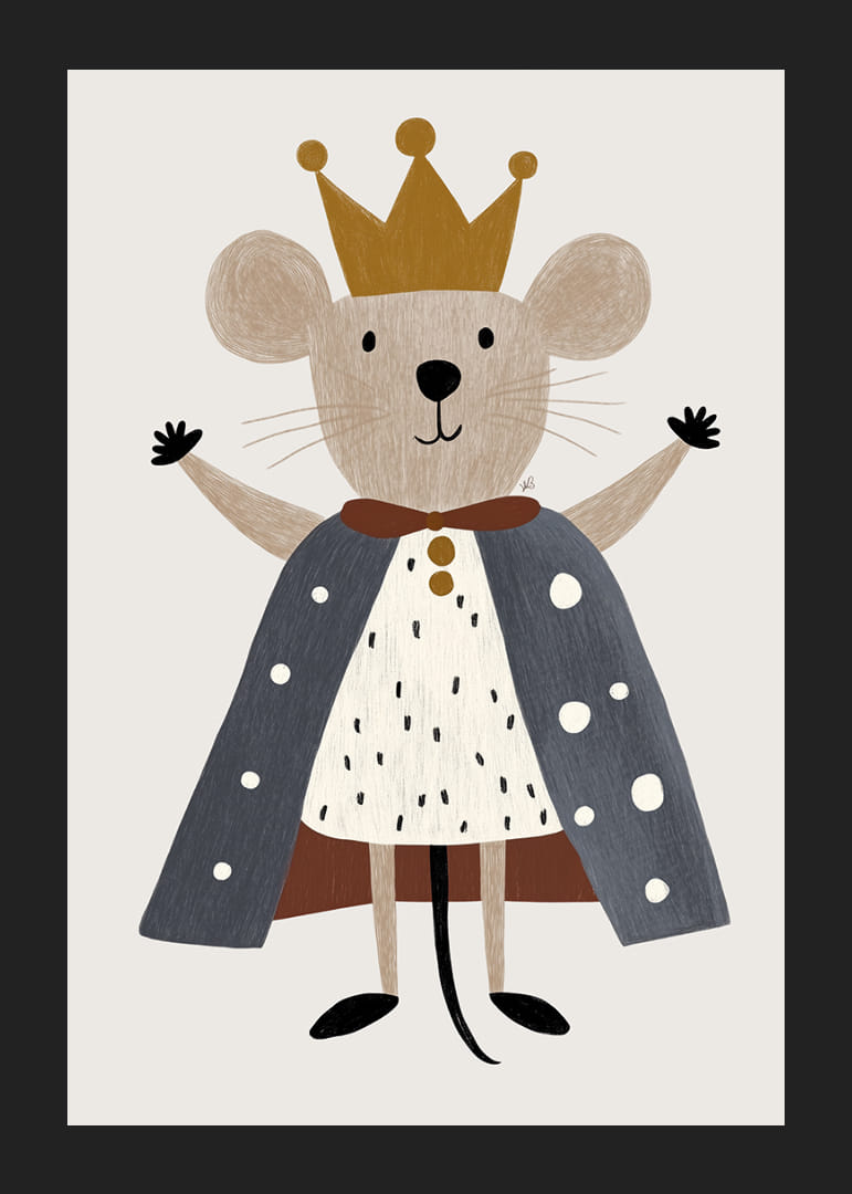 Egy aranyos egér koronával és palásttal királyi örömöt terjeszt.-12