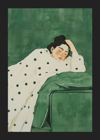 Lepäävä hahmo rauhoittavien vihreiden sävyjen syleilyssä.-5