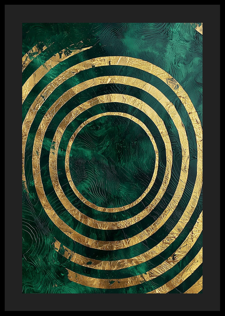 Zlaté kruhy sa víria na pozadí sýtozelenej tajomnosti.-12