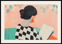 Kvinna i färgglad miljö försjunken i en bok.-2