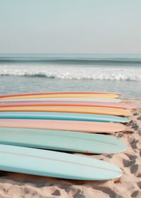 Soft pastels and the harmonious allure of the sea.-3