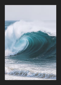 Un'onda potente catturata in un momento di perfetta armonia.-5