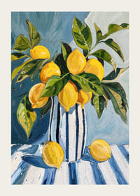 Pintura viva de limões num vaso listrado com tons frescos.-3