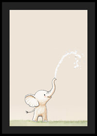En lekfull elefant sprutar vatten i ett glädjefyllt ögonblick.-4