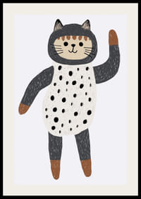 Pisică fermecătoare în costum cu buline care flutură fericită.-2