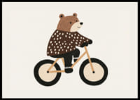 Očarujúci medvedík na bicykli šíri radosť a fantáziu.-2