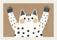 Chat joyeux avec motif à pois qui répand la chaleur.-3