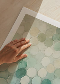 Soft blue and green circles create a calm and harmonious impression.-9