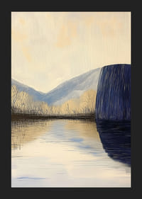 En lugn sjö speglar bergen i en drömlik atmosfär.-5