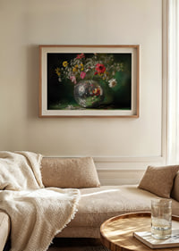 Flowers in a mirror vase that spread magic and elegance.-8