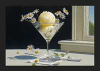 IJsbekers met ijs en madeliefjes schitteren in het zonlicht.-5