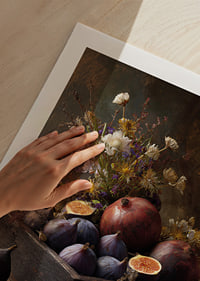 Flowers and fruits create an autumnal harmony.-9