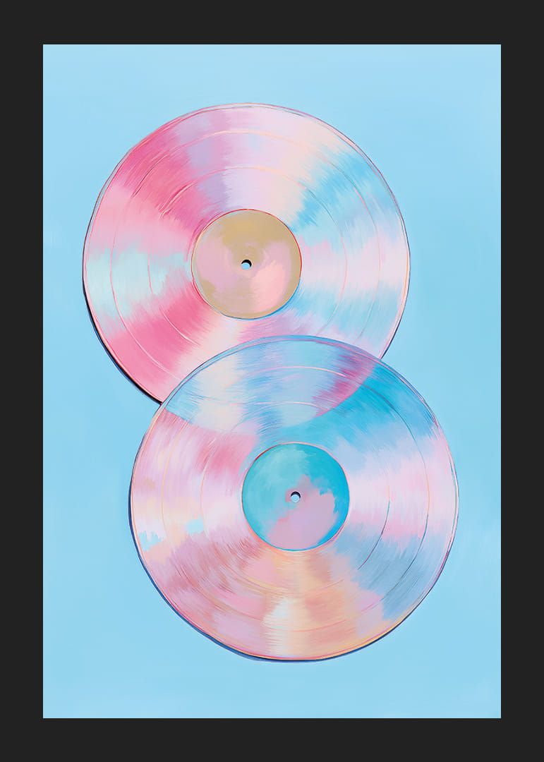 Twee glinsterende vinylplaten in pasteltinten tegen een blauwe achtergrond.-12