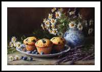 Flowers and muffins create a rural idyll.-0