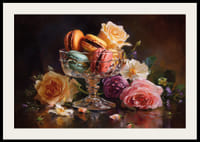 Et kunstværk af macarons og roser i perfekt harmoni.-2