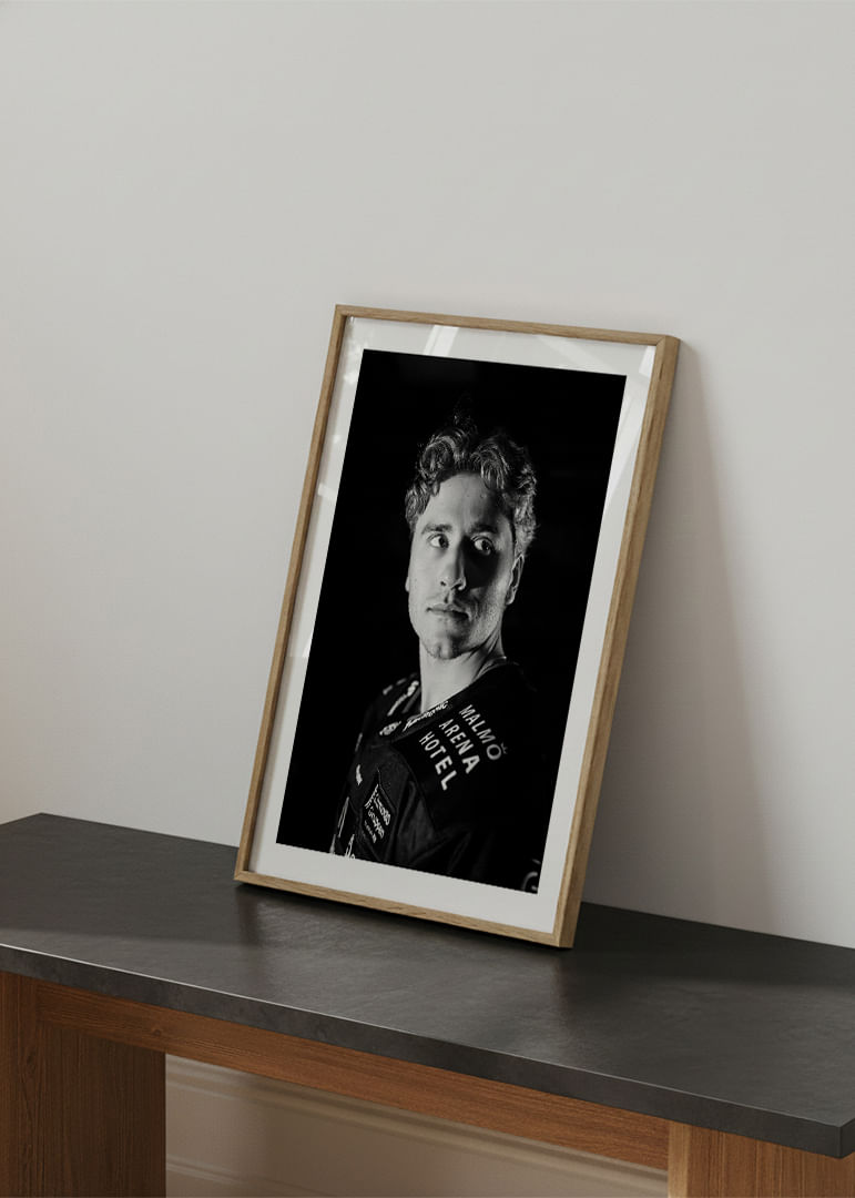 Eemil Viro #6 Malmö Redhawks B&W 2025/2026-12