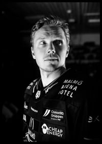 Linus Öberg #12 Malmö Redhawks B&W 2025/2026-2