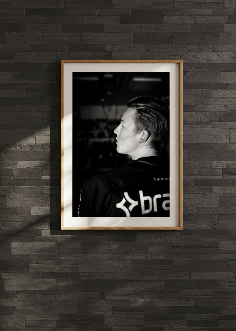 Petter Vesterheim #13 Malmö Redhawks B&W 2025/2026-12