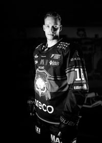 Maximilian Eisenmenger #16 Malmö Redhawks B&W 2025/2026-3
