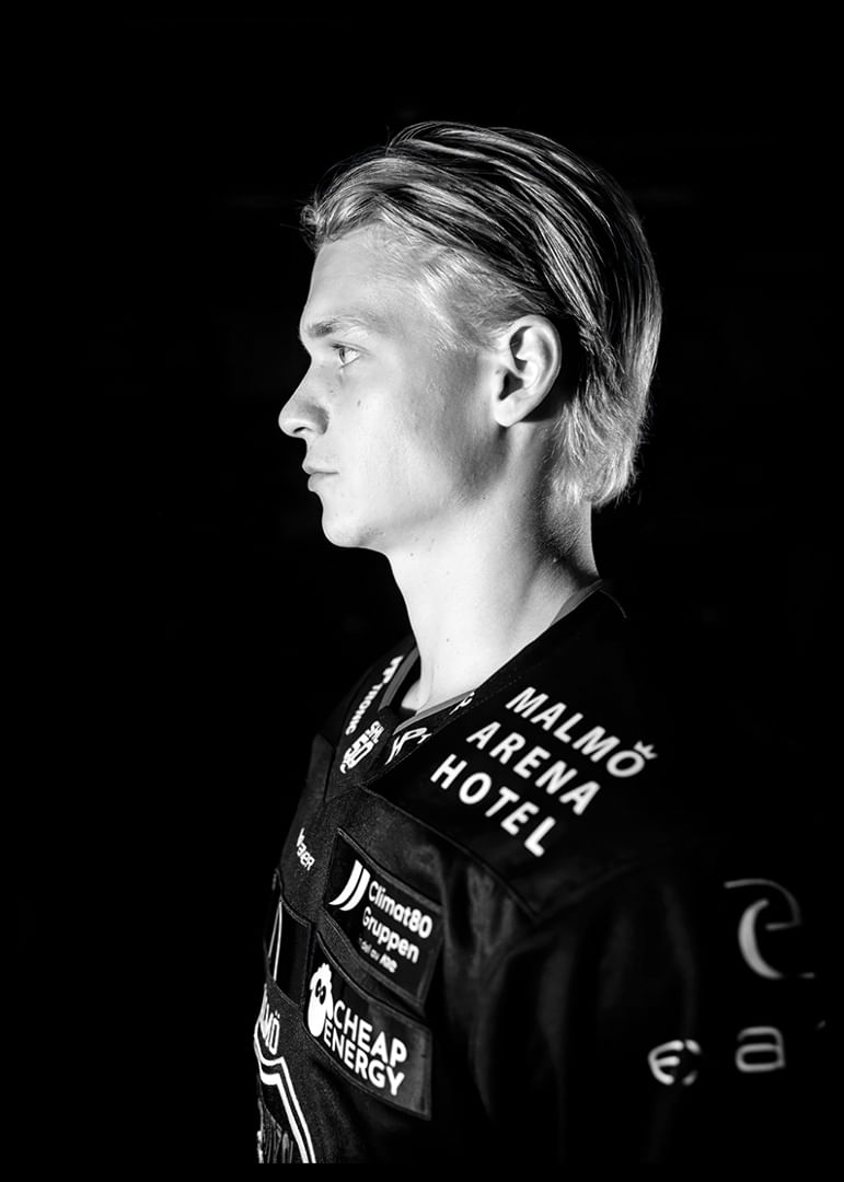Joona Ikonen #32 Malmö Redhawks B&W 2025/2026-12