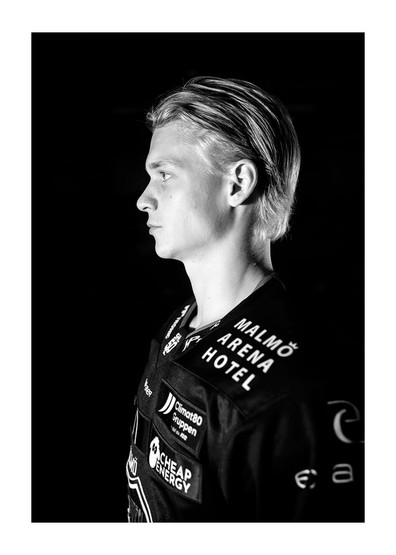 Joona Ikonen #32 Malmö Redhawks B&W 2025/2026-12