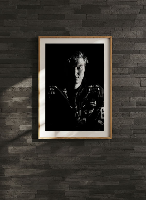 Poster Fredrik Händemark #63 Malmö Redhawks B&W 2025/2026 crossfade