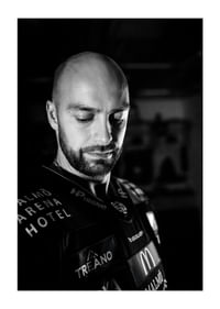 Robin Hanzl #78 Malmö Redhawks B&W 2025/2026-1