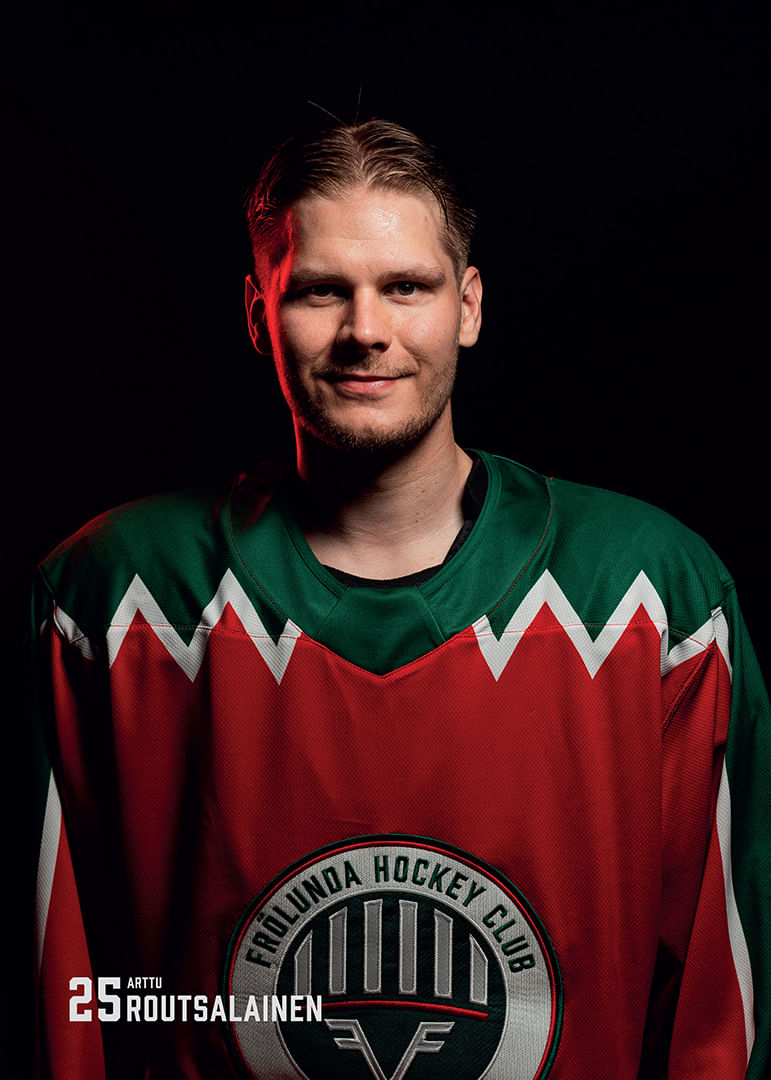 Arttu Routsalainen #25 Frölunda HC 2025/2026-12