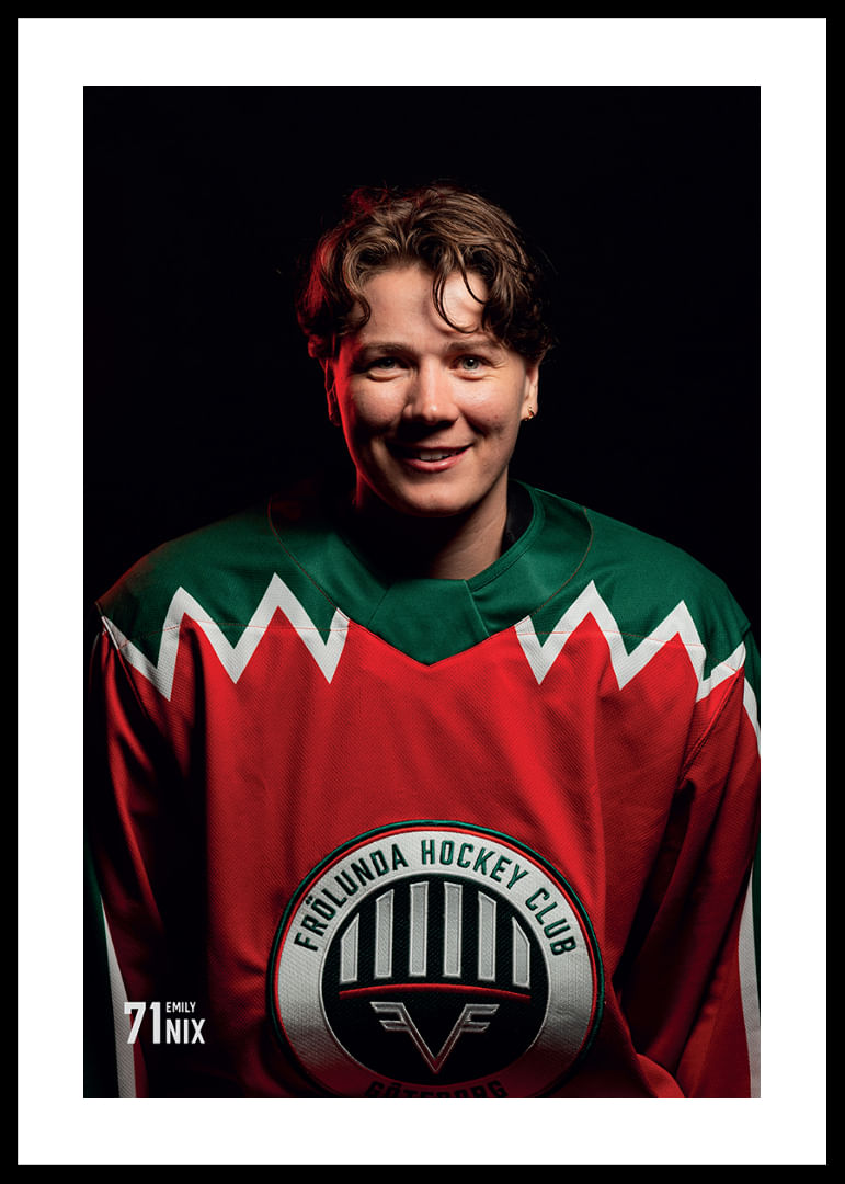 Emily Nix #71 Frölunda HC 2025/2026-12