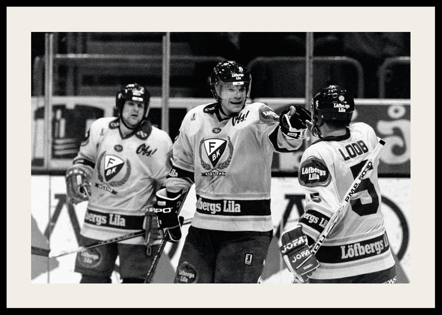 Thomas Rundqvist Och Håkan Loob Färjestad BK SM-Guld 1988-12