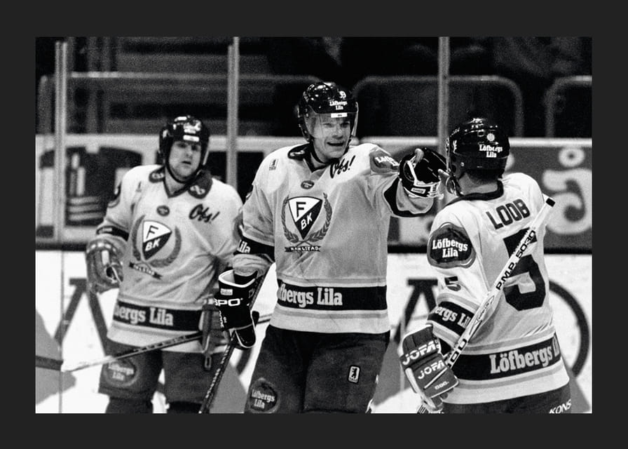 Thomas Rundqvist Och Håkan Loob Färjestad BK SM-Guld 1988-12