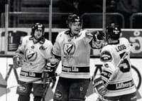 Thomas Rundqvist Och Per Bäckman Färjestad BK SM-Guld 1988-3