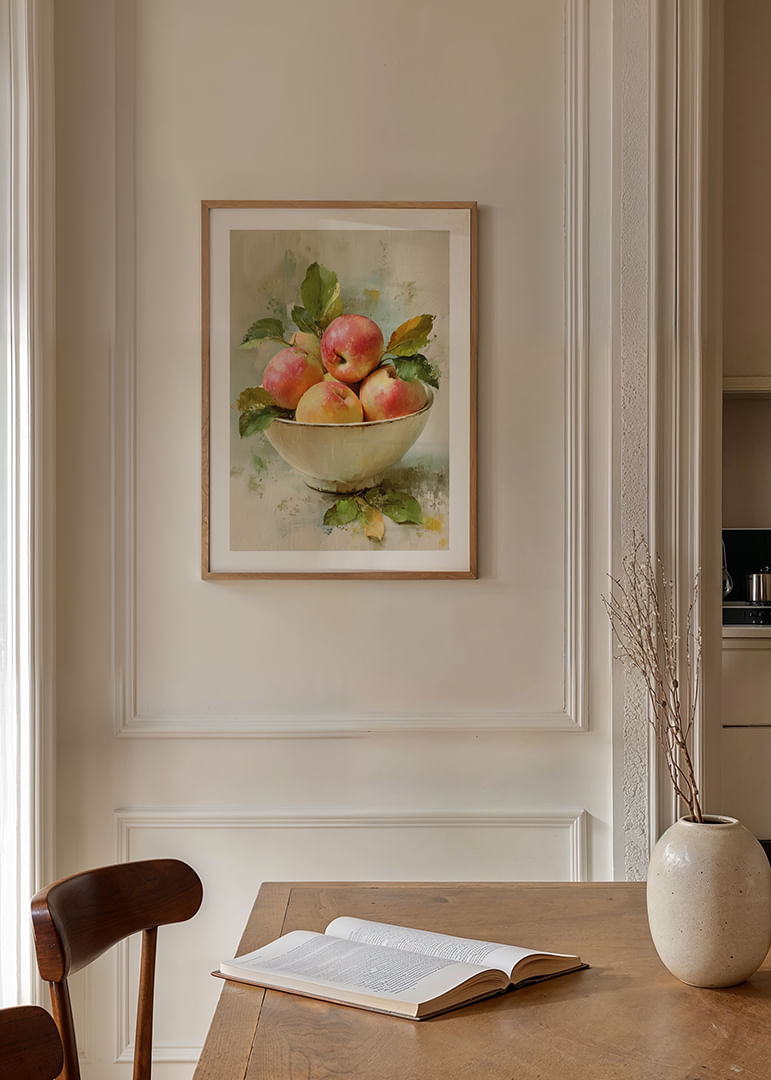 Una fresca mezcla de manzanas en un bol da vida a la habitación.-12