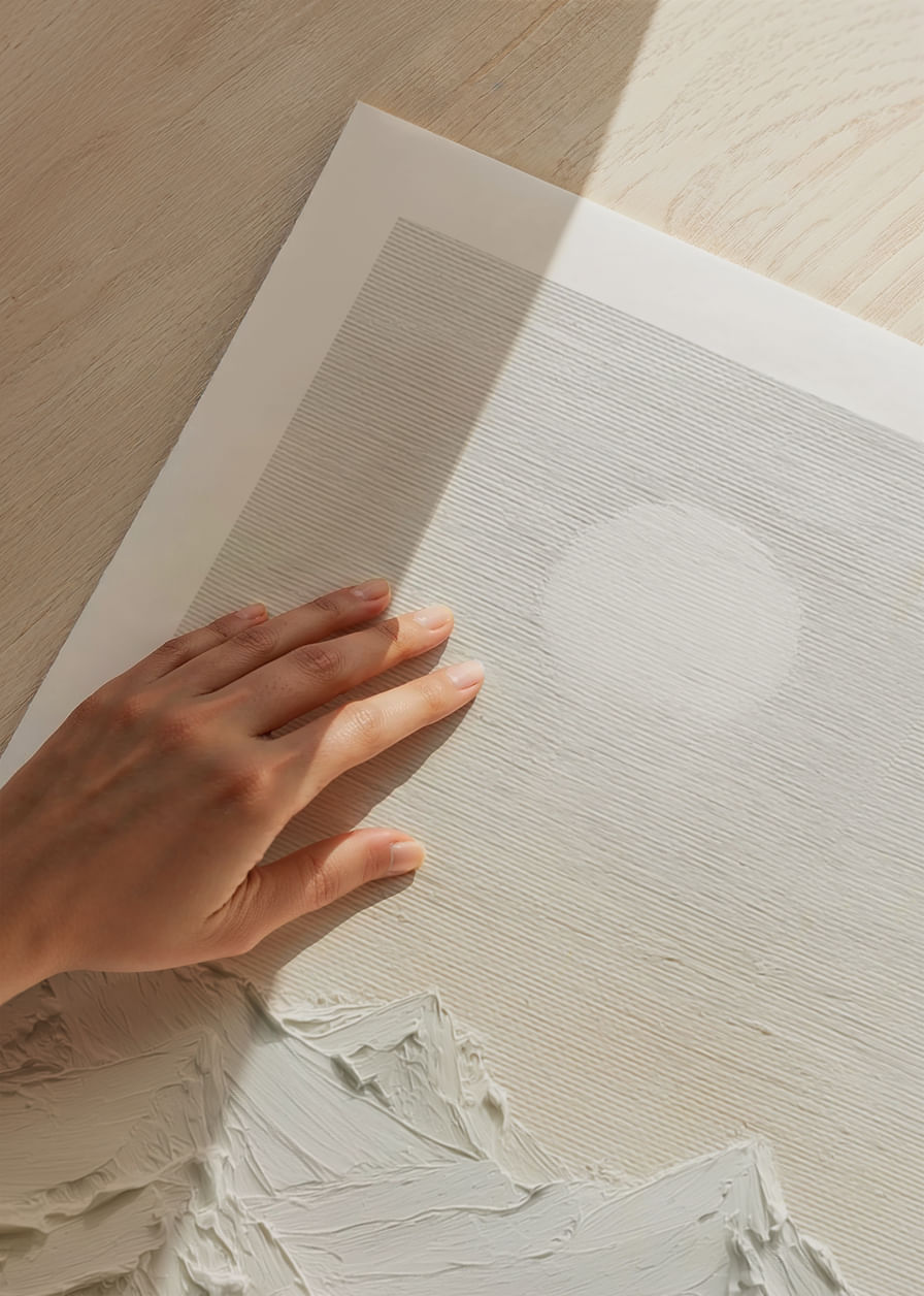 Zachte bergen onder een kalme hemel creëren een vredige harmonie-12