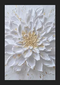 Vit blomma med gyllene detaljer som strålar av elegans-5
