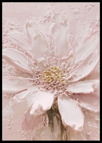 Zachte penseelstreken vormen een dromerige bloem in lichtroze-2