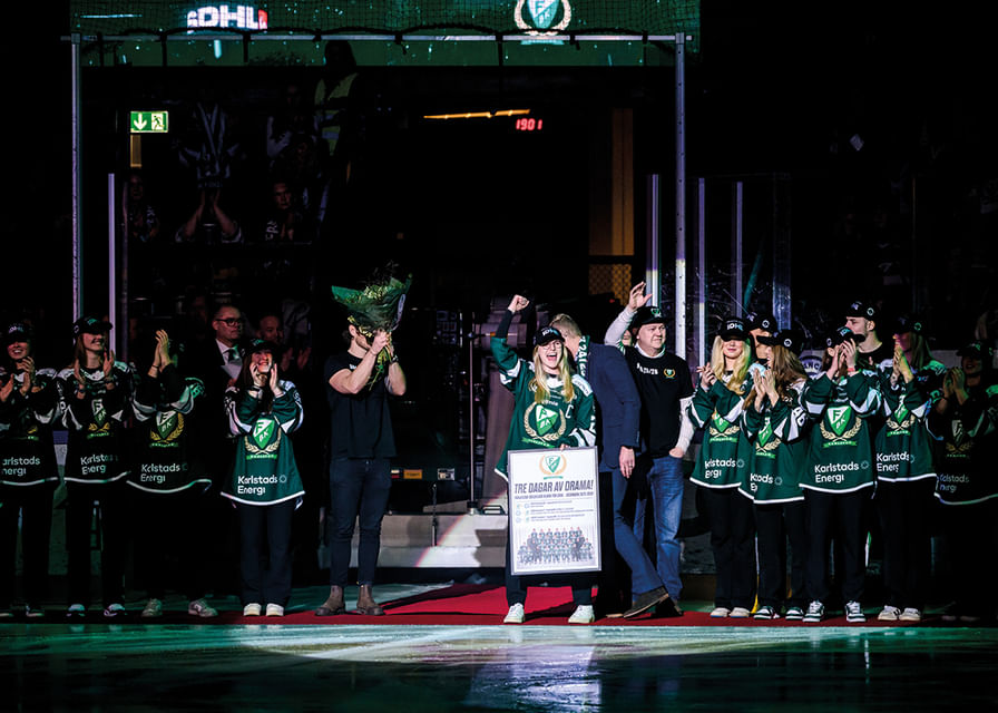 Hyllning Färjestad Damer-12