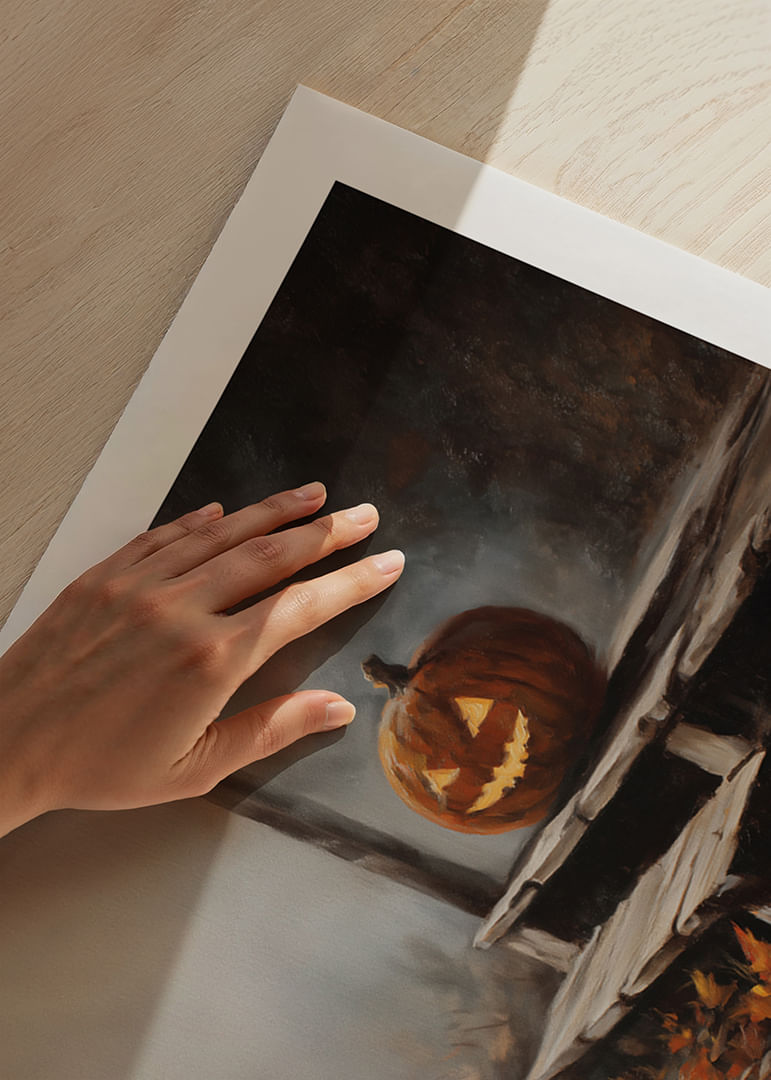 Egy világító tök életet lehel egy ködös őszi estébe-12