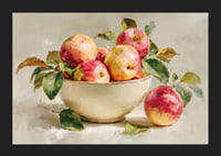 Kleurrijke appels vullen een kom met herfstachtige charme-5