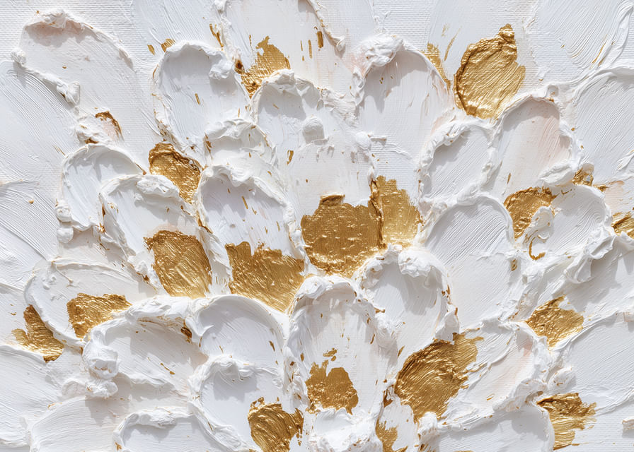 Fiori dorati che danzano su una tela bianca testurizzata-12