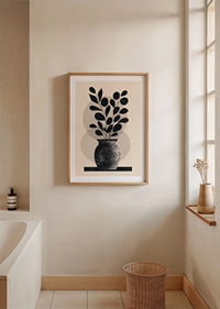 Une plante élégante en noir et blanc confère à la pièce style et sérénité.-8