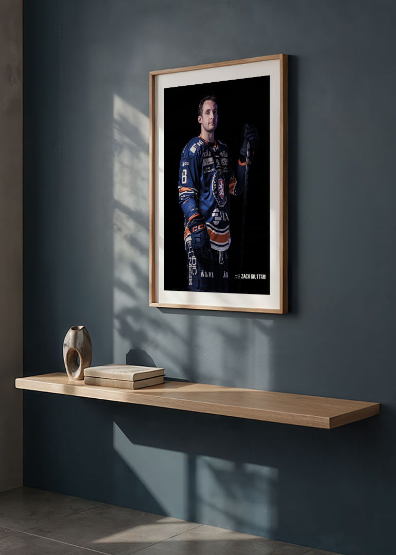 Zach Giuttari #8 Växjö Lakers 2025/2026-12