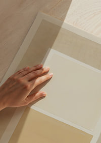 Soft tones create a calm atmosphere-3