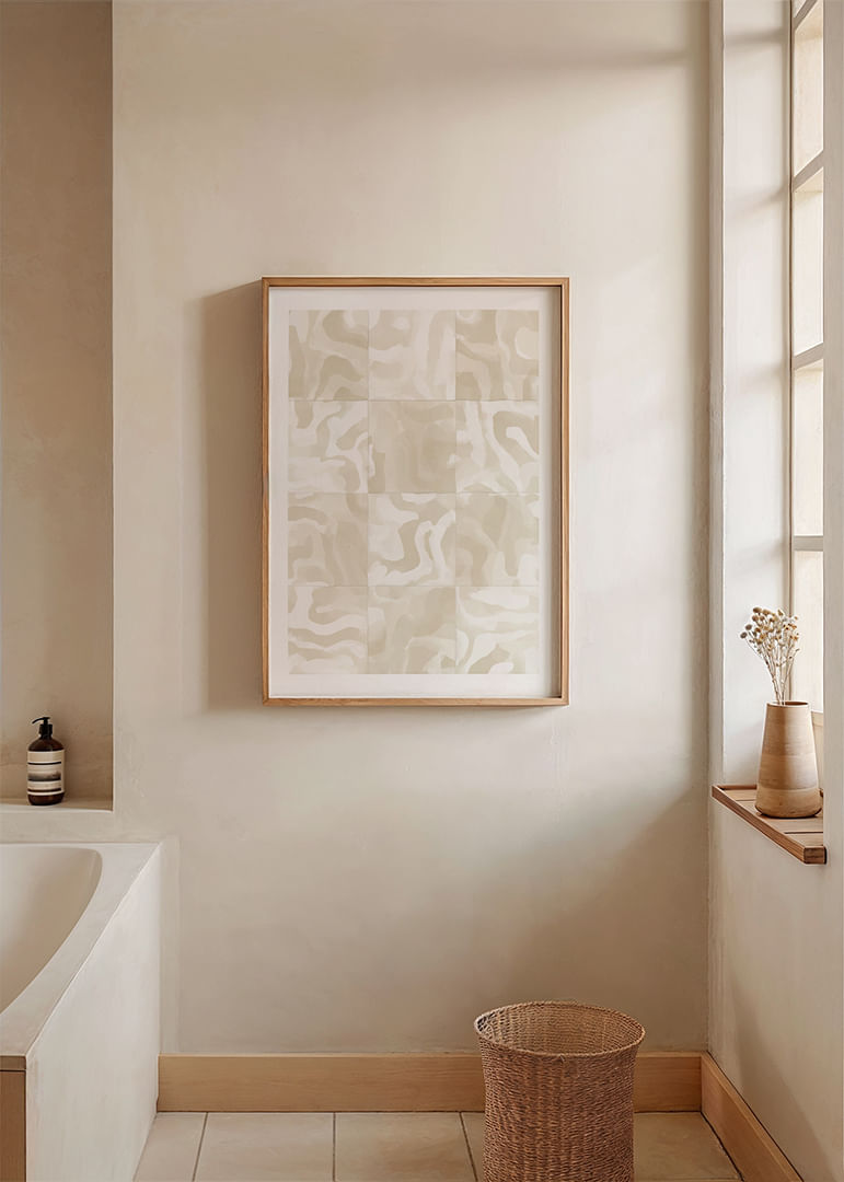 Ondas de arena abstractas en suaves tonos beige crean armonía-12