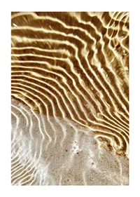 Golden waves create a calm and harmonious pattern-1