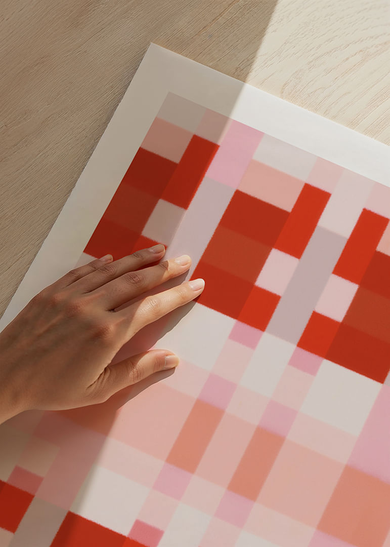 Leuchtende rote und rosa Quadrate in einem harmonischen Muster-12