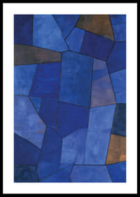 La sinfonía de tonos azules crea una habitación tranquila y elegante.-0