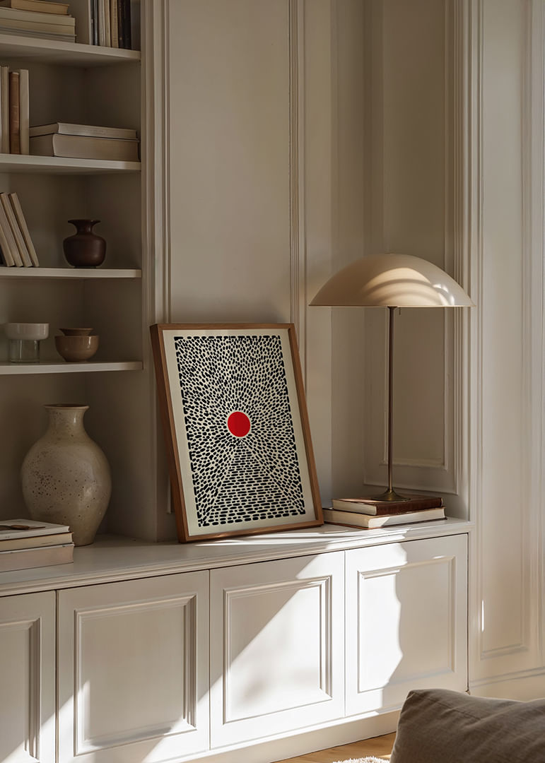 Ein hypnotisches Poster mit einem roten Kreis und einem dynamischen Muster-12