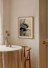 Un póster onírico con suaves patrones de tinta y sutiles sombras.-4