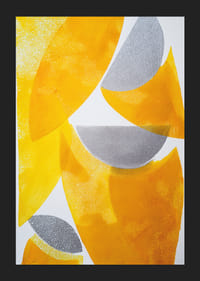 Abstrakta former i gyllene toner skapar visuell balans-5